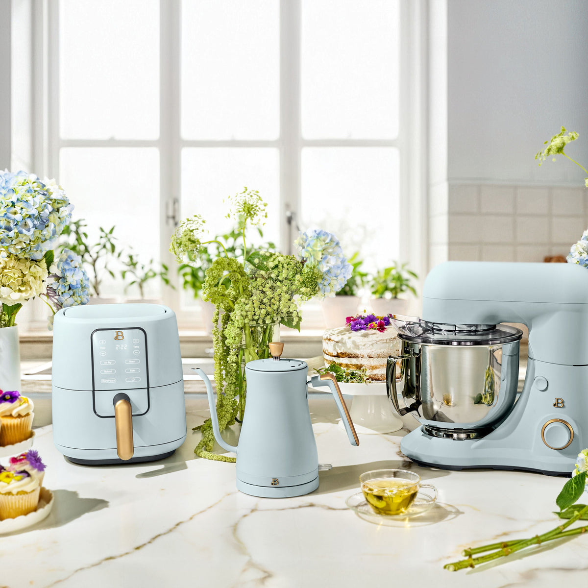 Beautiful 1-Liter Electric Gooseneck Kettle 1200 W, Chocolate by Drew Barrymore