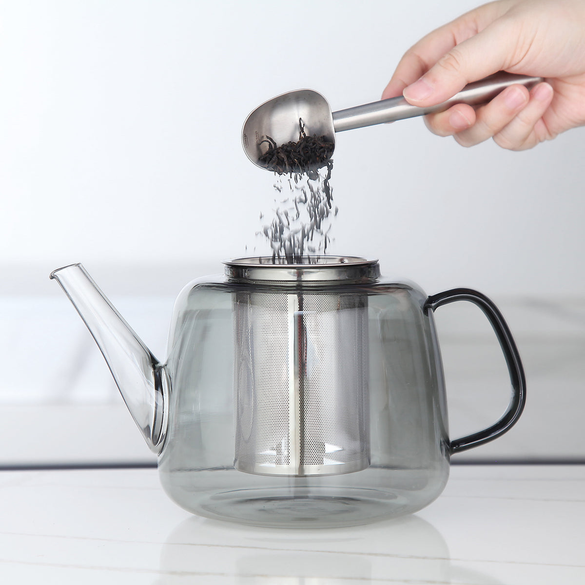 Easyworkz Borosilicate Glass Teapot 50oz with Large Stainless Steel Removable Loose Tea Infuser for Fruit Herbal and Infusion, Smoke Grey