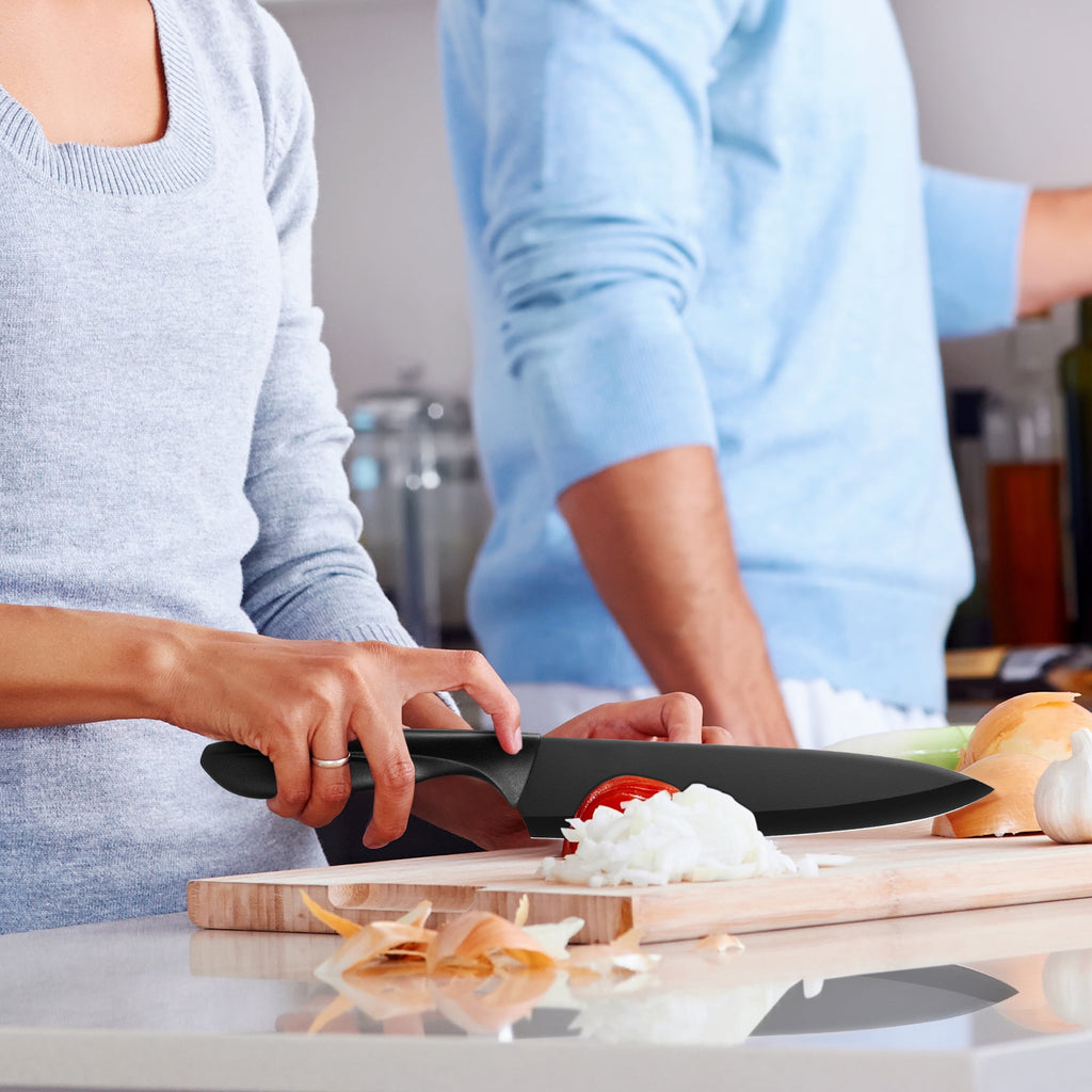 Hecef 3-Piece Kitchen Knife Set Chef, Santoku and Paring Knives, Ultra Sharp, Rust-Resistant