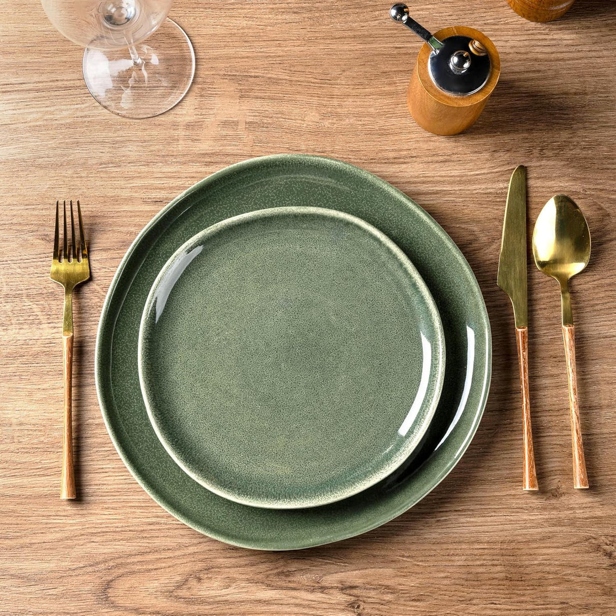AmorArc Ceramic Plates Set of 6, 8.5 Inch Handmade Reactive Glaze Stoneware Plates set for Dessert, Salad, Appetizer, Dinner, Microwave & Dishwasher Safe, Scratch Resistant-Gade Green
