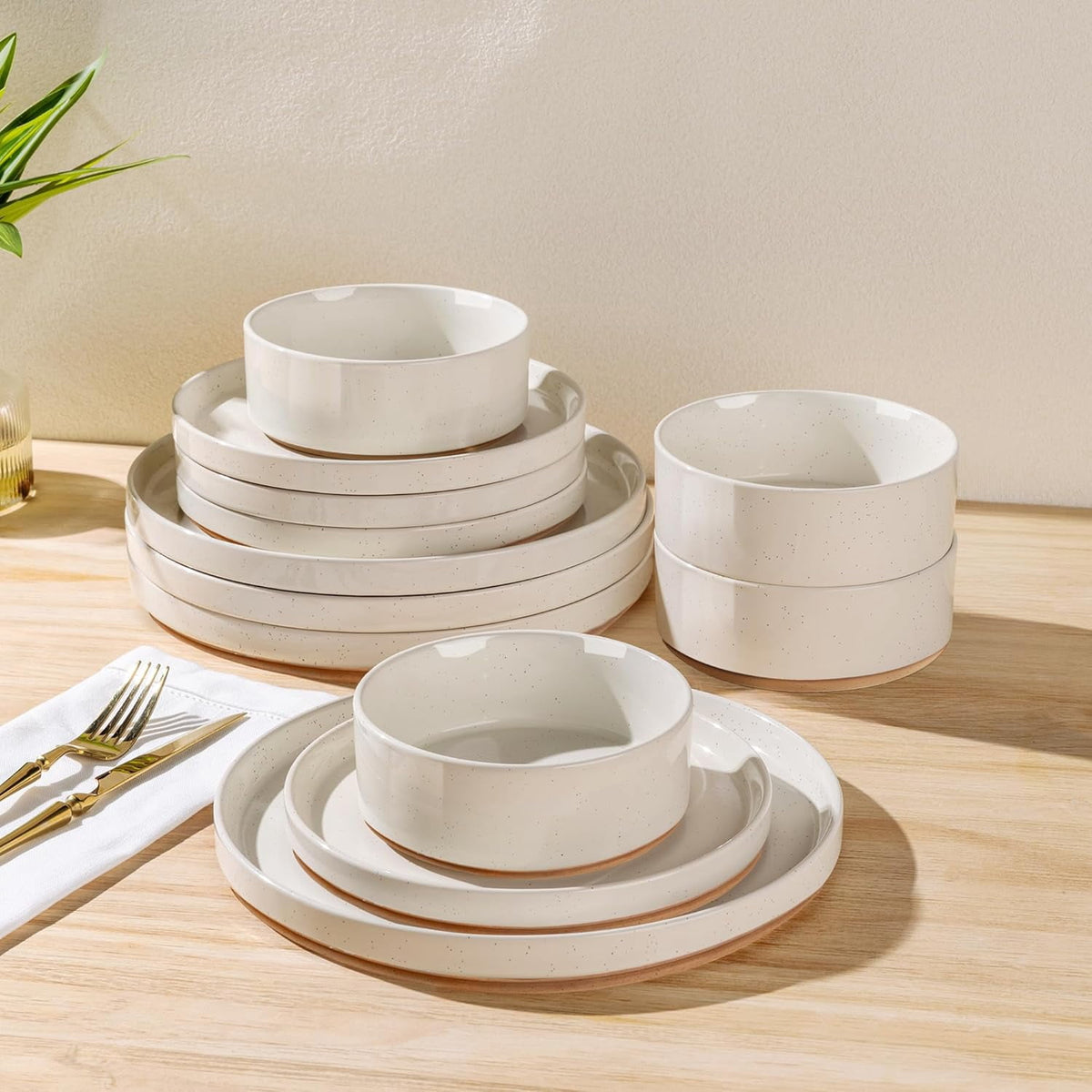 AmorArc Ceramic Dinnerware Set for 4 | Speckled Stoneware Plates and Bowls with unglazed terracotta | Scratch Resistant, Dishwasher & Microwave Safe Dishes Sets- 12-Pcs Pink