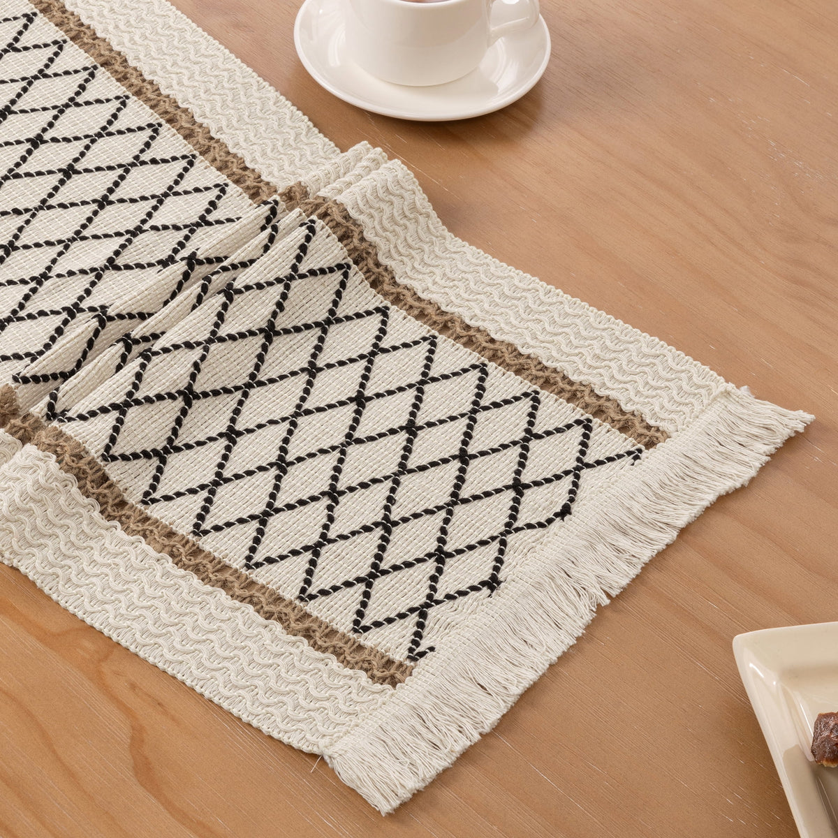 MeyJey Table Runner and Placemats Set of 4, Washable Fabric Rectangle Dining Table Mats with Tassels for Dining Tables, Kitchen, Red/Beige