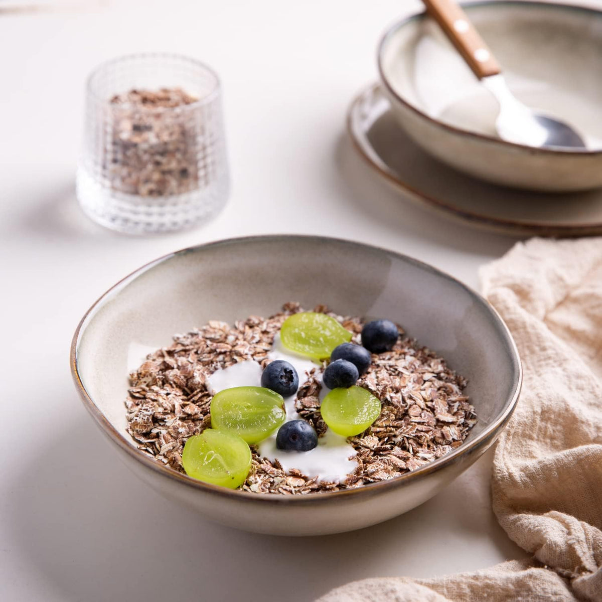 AmorArc Ceramic Cereal Bowls Set of 6, 24 oz Handmade Stoneware Bowls Set for Cereal Soup Salad, Stylish Kitchen bowls for Meal, Dishwasher & Microwave Safe, Reactive Glaze-Pearl White