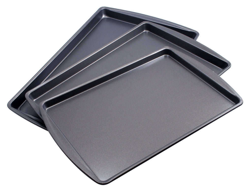 Bluebow 4 Pack Chafing Dishes for Buffet Set, Stainless Steel Catering Chafer, Serving Food Warmer with Lids, Food & Water Pans & Fuel Holders
