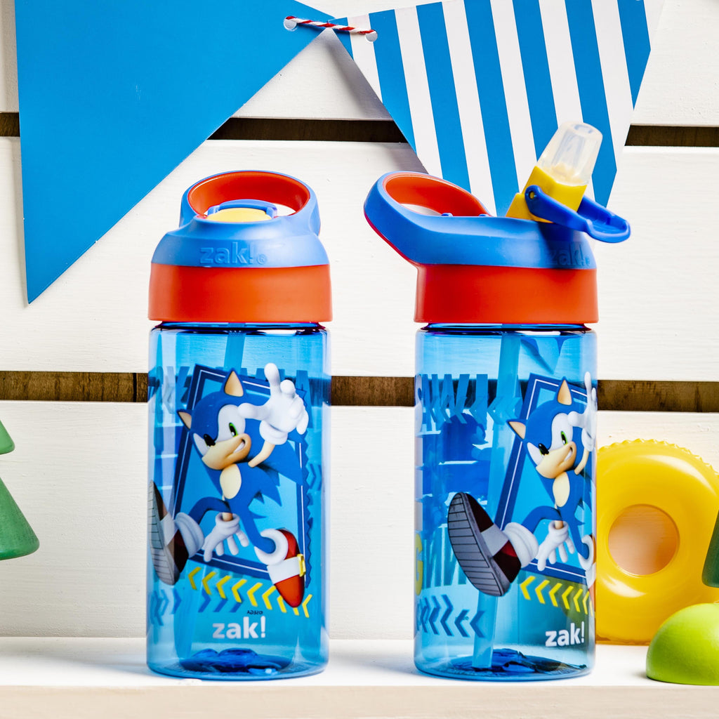 Zak Designs 17.5oz Sonic the Hedgehog Kids Water Bottle with Spout Cover and Built-in Carrying Loop, Made of Durable Plastic, Leak-Proof Design for Travel (17.5 oz, Pack of 2)